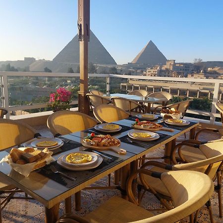 Doudou Pyramids View Hotel Kafret el-Gabal Exterior foto